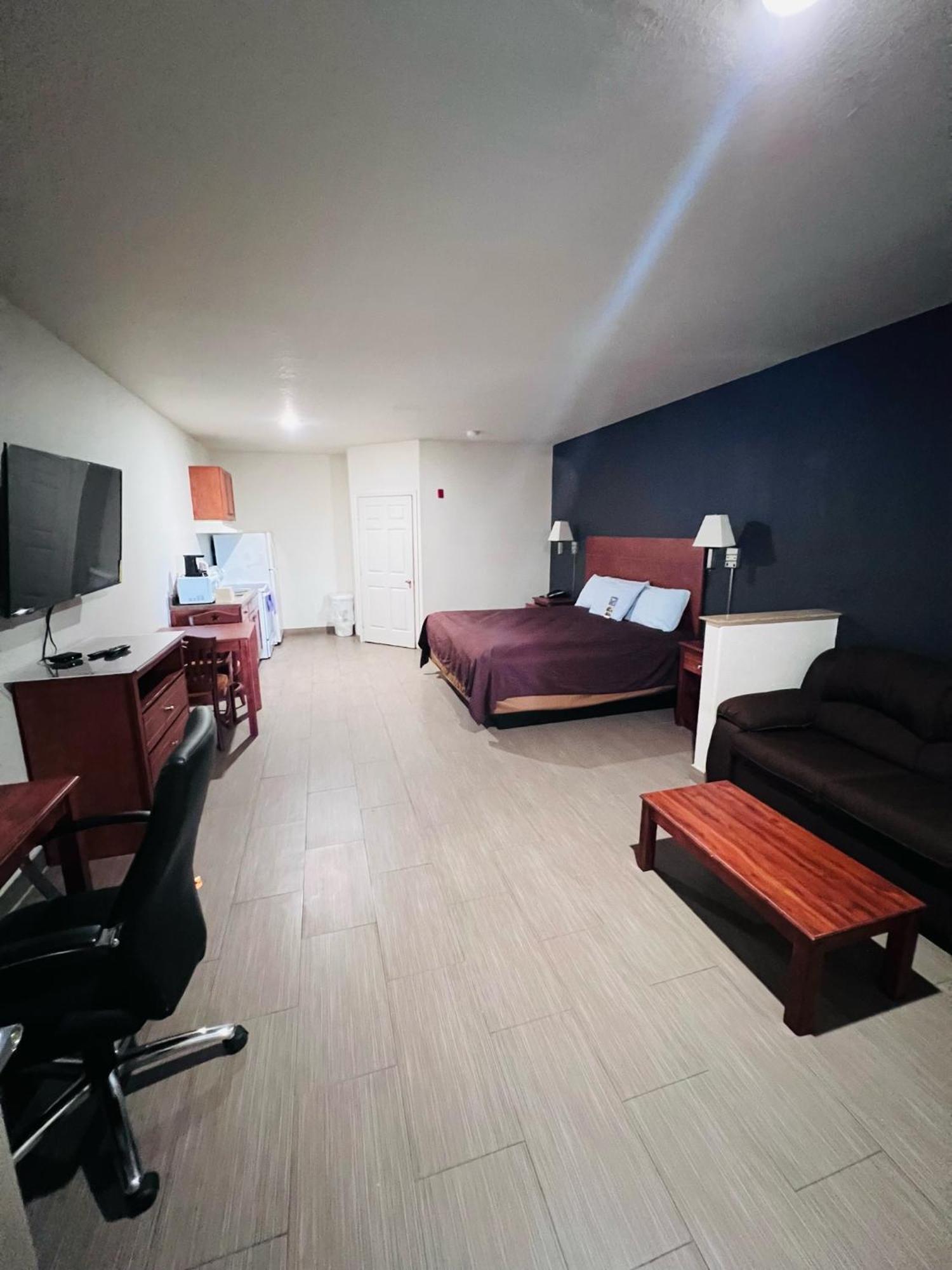 Lone Star Inn And Suites Victoria Extérieur photo