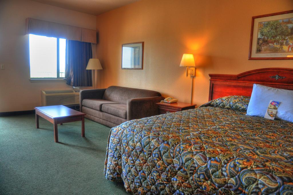 Lone Star Inn And Suites Victoria Extérieur photo