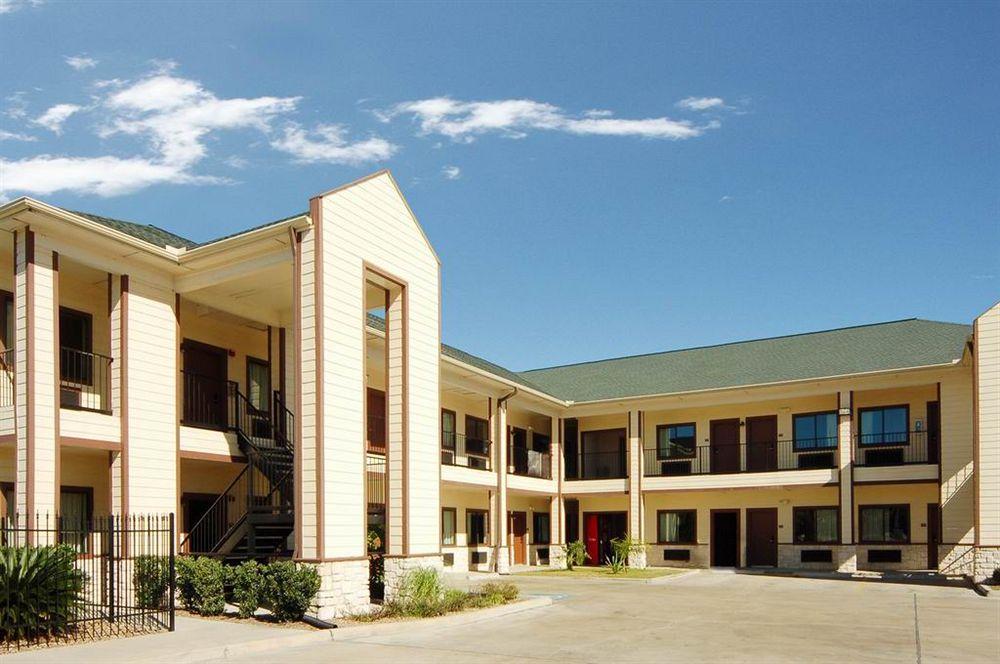 Lone Star Inn And Suites Victoria Extérieur photo