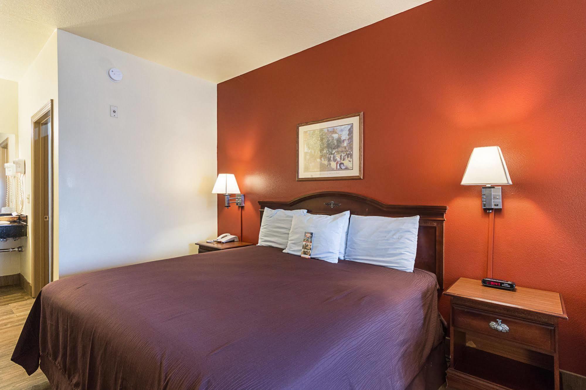 Lone Star Inn And Suites Victoria Extérieur photo