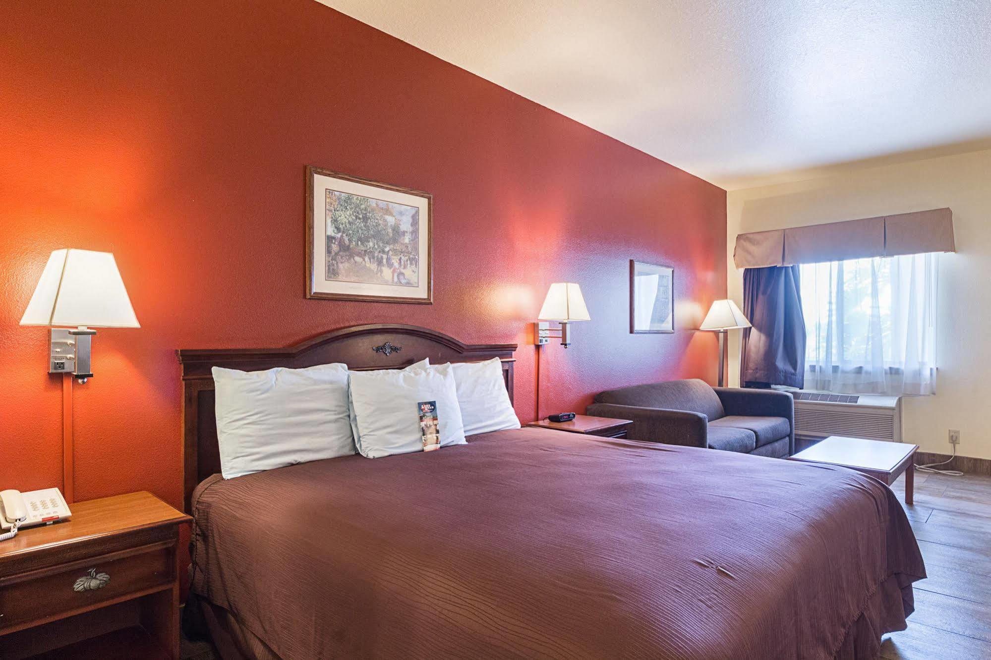 Lone Star Inn And Suites Victoria Extérieur photo